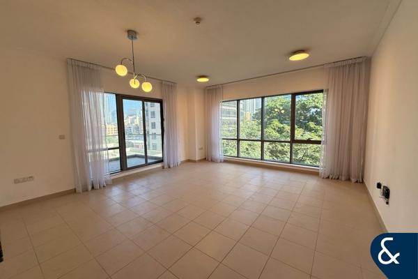 Burj Khalifa view | Vacant | Large layout